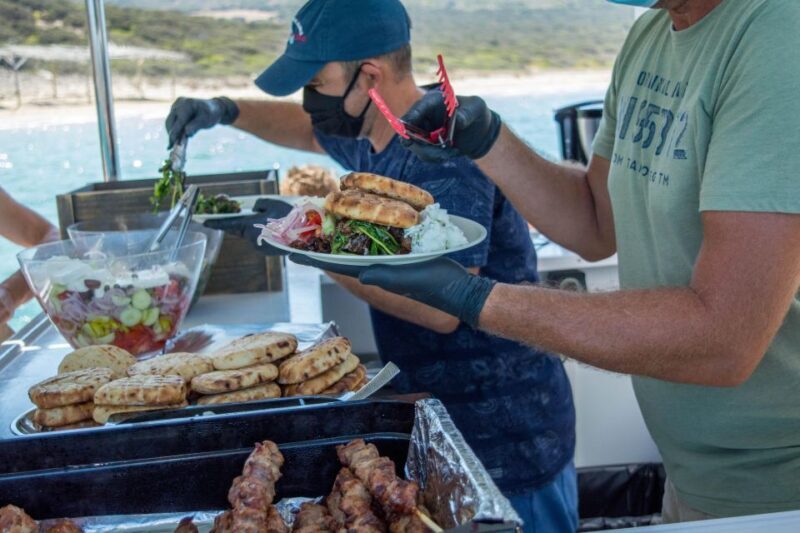 Kaiki cruise to Antiparos & Despotiko including BBQ lunch - The Experience in a Nutshell