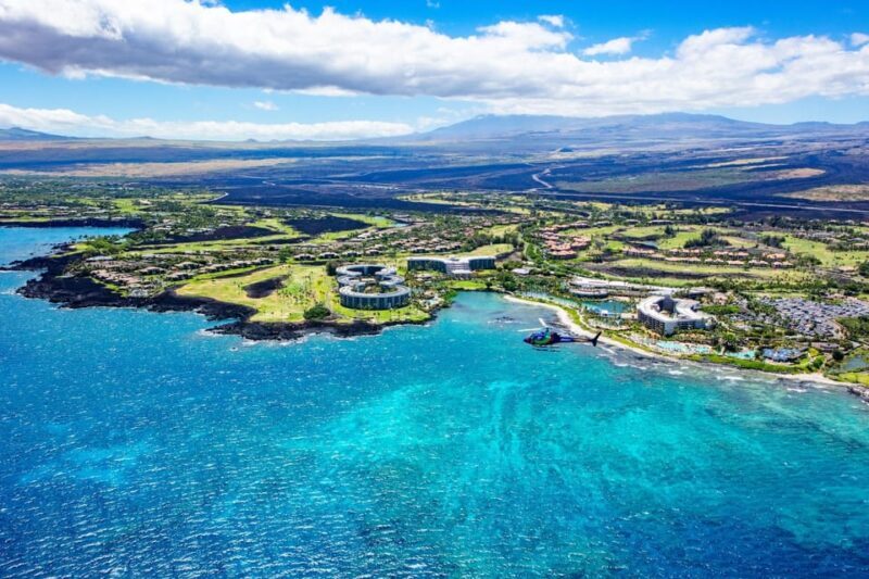 Kailua-Kona: Kohala, Volcanoes and Waterfall Helicopter Tour - Navigating the Volcanoes and Valleys