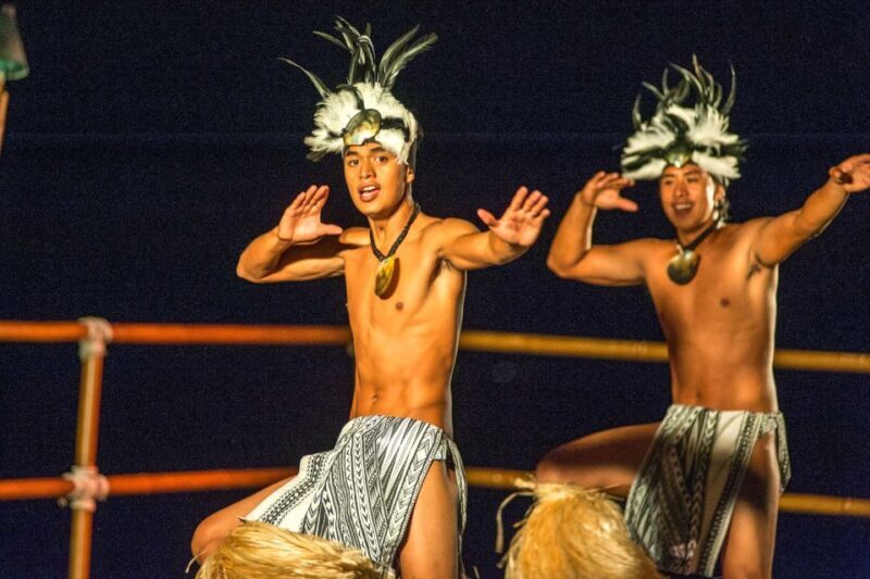 Kailua-Kona: Voyagers of the Pacific Luau with Buffet Dinner - A Deep Dive into the Luau Experience