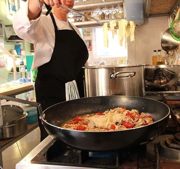 Kalamata Food Market and Cooking Class with Executive Chef - Why This Tour Works Well