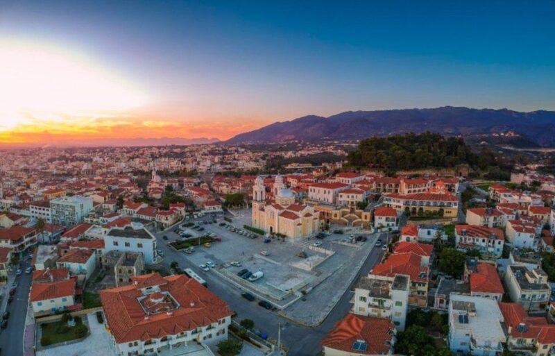 Kalamata: Private Highlights Walking Tour with Snacks - An In-Depth Look at the Kalamata Highlights Tour