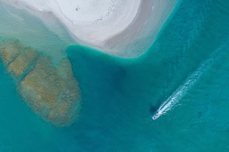 Kalbarri: Pink Lake and Coastal Cliffs Tour - Key Points