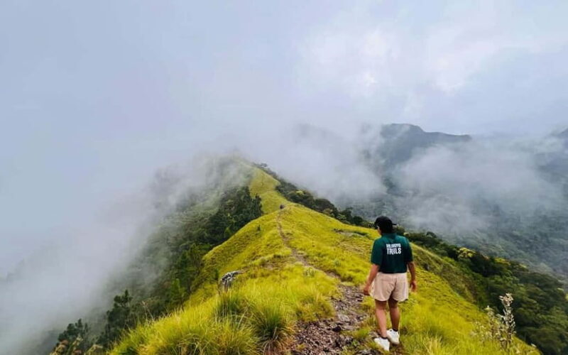 Kalupahana: Wangedigala Hiking Trail Guided Tour - An In-Depth Look at the Wangedigala Hike