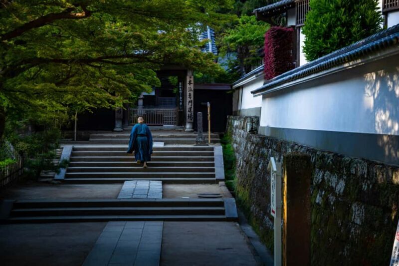 Kamakura: A Journey Through Medieval Japan - A Detailed Review of Kamakura’s Historic Charm