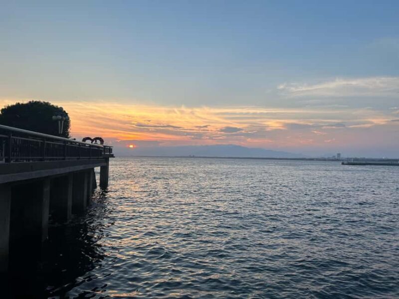 Kamakura and Enoshima: Local Flavors & Culture Walking Tour - Exploring Kamakura and Enoshima in Depth