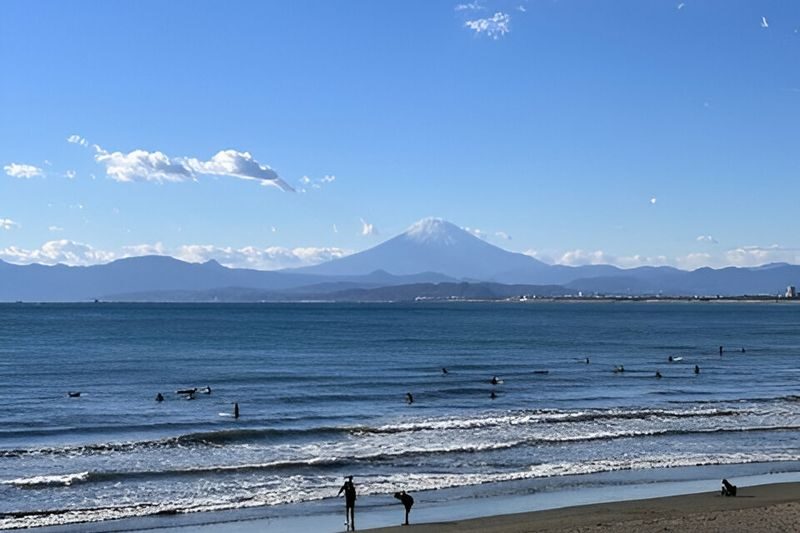 Kamakura & Enoshima Island Full-Day Private Tour - Crossing over to Enoshima Island