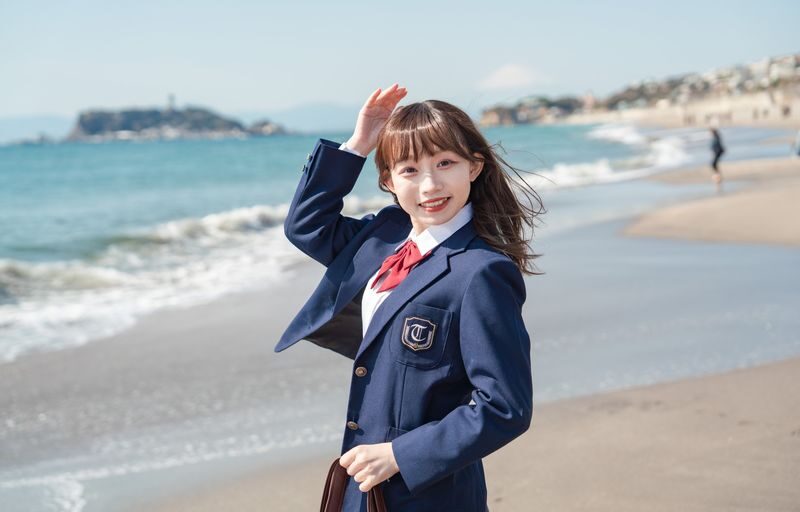 Kamakura Hanka JK Uniform(Student Uniform)Rental - Turning Komachi-dori into your first photo stop