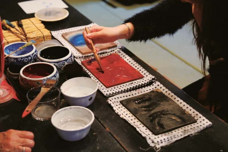 Kamigata Ukiyoe Museum:Ukiyo-e Woodblock Printing Experience - Exploring the Experience in Detail