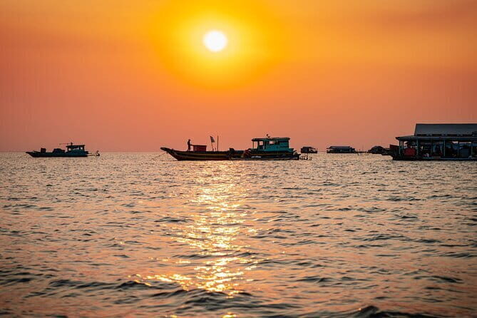 Kampong Pluk Sunset Tour and Local Market Visit - An Authentic Look at Cambodia’s Countryside and Lake Life