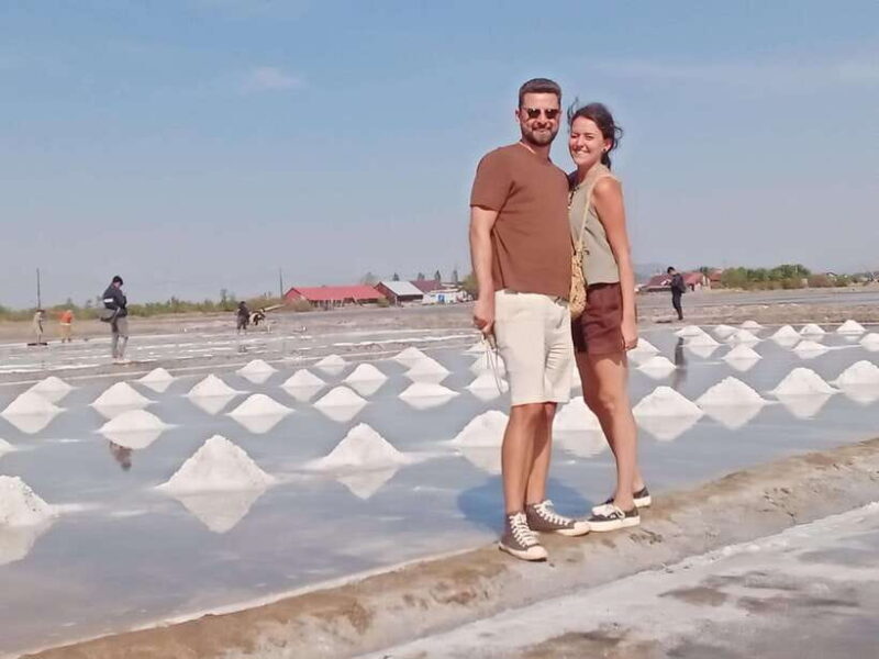 Kampot~Private local tuk tuk to Country side /Pepper farm. - Key Points