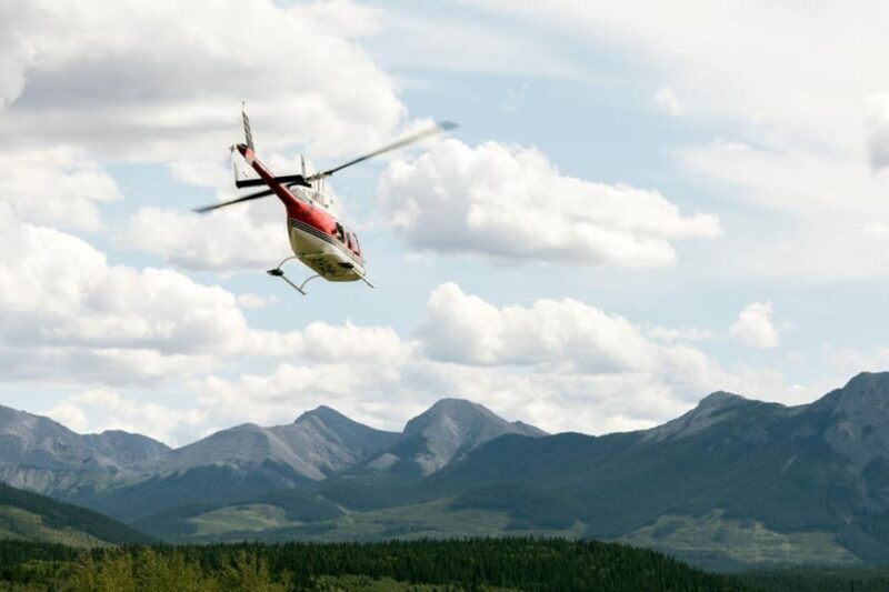 Kananaskis: 30-Minute Heli Tour of Minnewanka Lake and Banff - The Sum Up