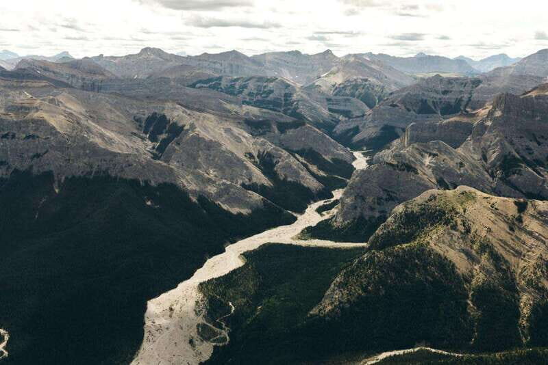 Kananaskis: 30-Minute Heli Tour of Minnewanka Lake and Banff - FAQ