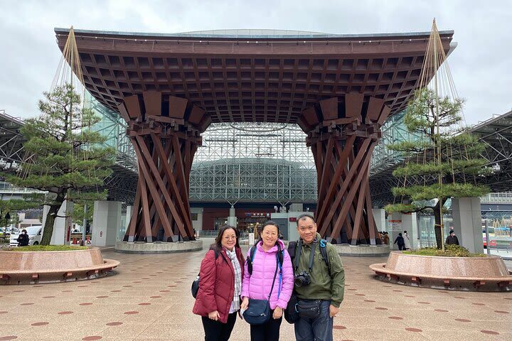 Kanazawa 4hr Private Tour with Government Licensed Guide - Make four hours work for your interests
