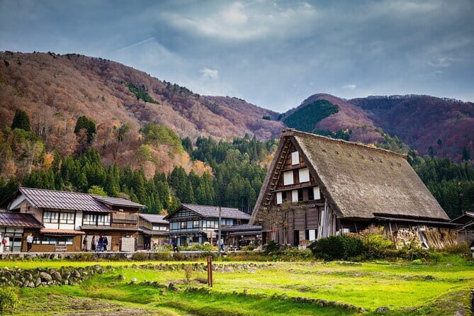 Kanazawa and Shirakawago Full Day Bus Tour - Frequently Asked Questions