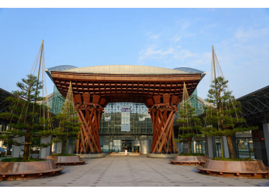Kanazawa Half Day Historical Photo Spot Walking Tour - Higashi Chaya is the longest district visit