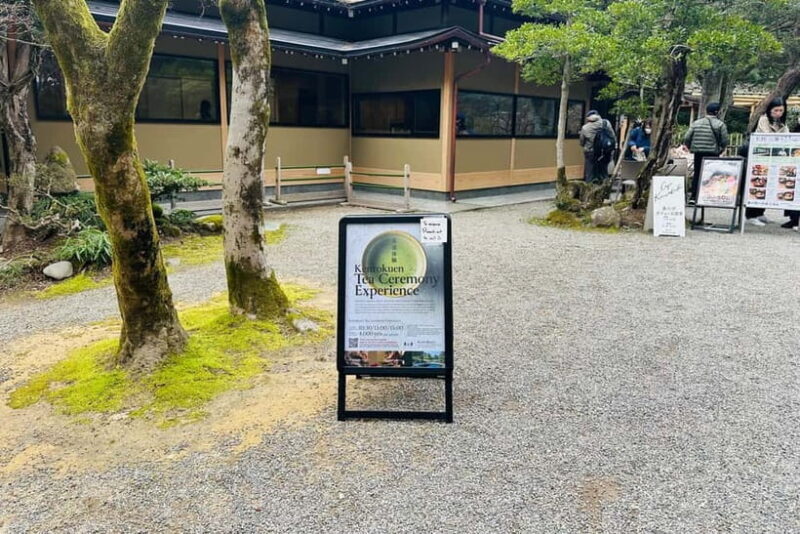 Kanazawa: Kenrokuen Tea Ceremony Experience - Discover the Elegance of Japanese Tea with a Kenrokuen Garden Experience