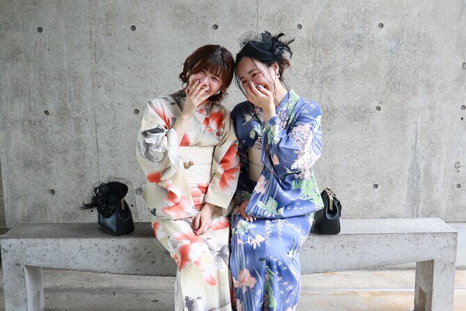 Kanazawa: Kimono Rental Traditional Experience at WARGO - The Experience at WARGO: What You Can Expect