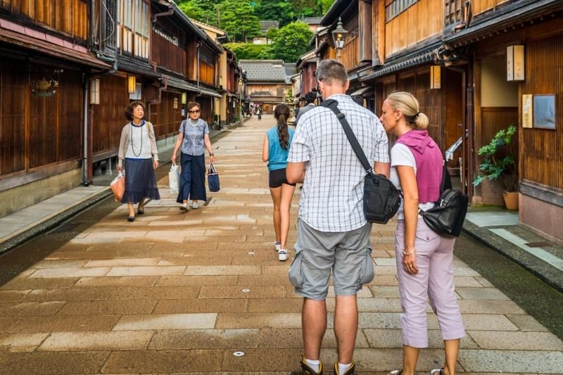 Kanazawa One-Day Private Cultural Tour - At a glance: a day shaped around you