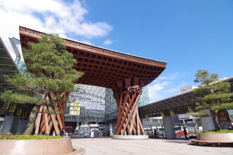 Kanazawa: Private Tour with Local Guide - Key Points