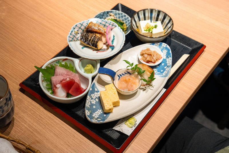 Kanazawa Samurai & Geisha Walk with 2 Craft Studio Visits and Lunch - How the price works for your day