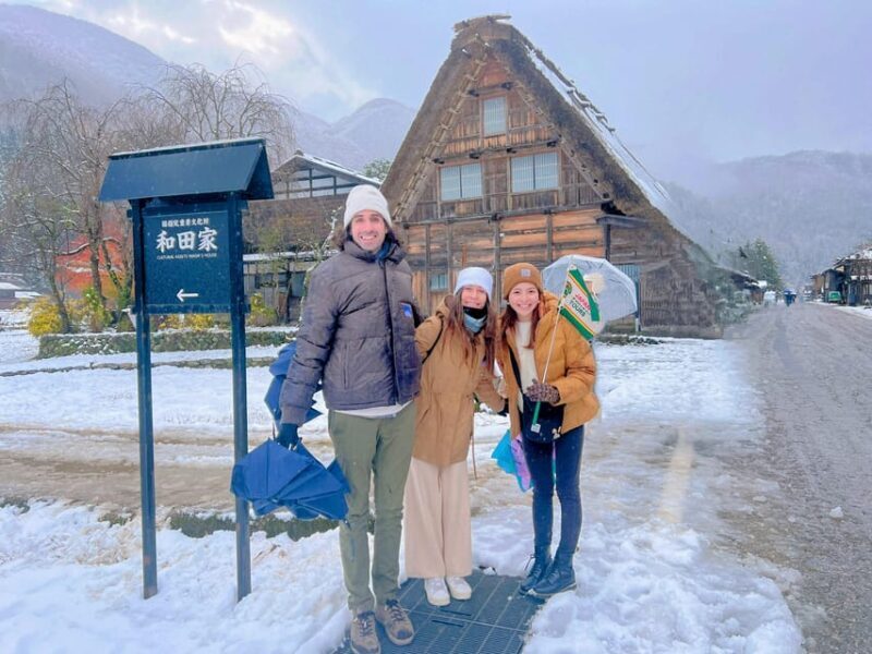 Kanazawa: World Heritage Shirakawa-go Guided Tour - Food and Local Delights
