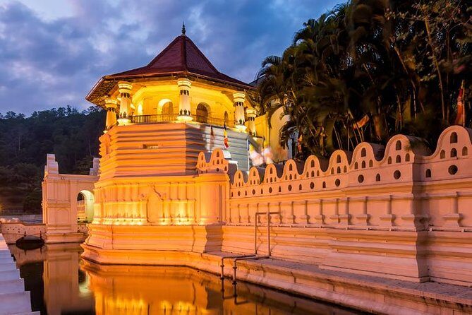 Kandy and Pinnawala Private Day Tour from Colombo - FAQs