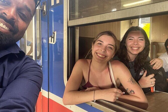 Kandy City Tour by TukTuk with Laka - A Thorough Look at the Kandy TukTuk Tour