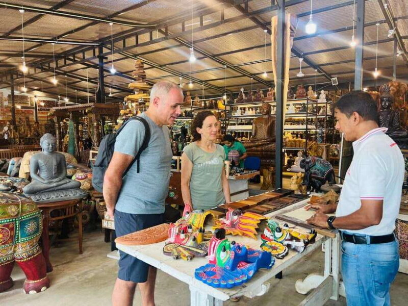 Kandy City Tour: UNESCO heritage city and temple visit - FAQ