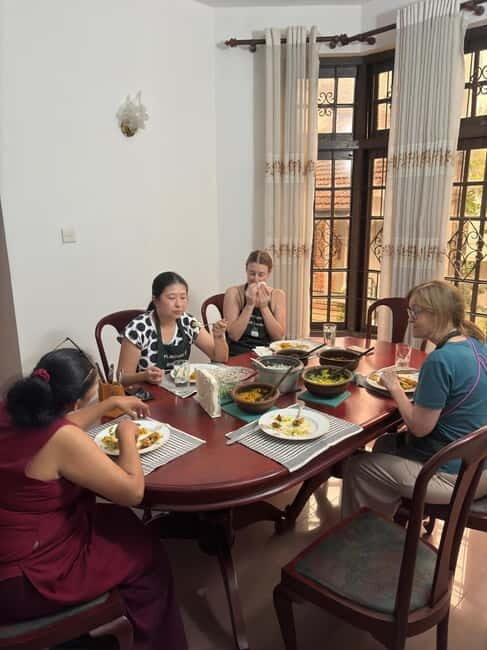 Kandy: Flavours of Sri Lanka by Chitra - Key Points