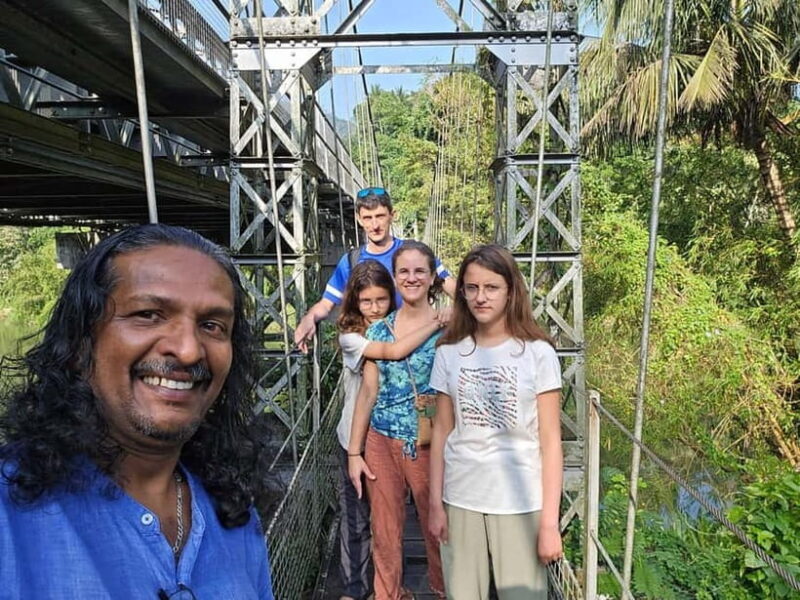 Kandy ; Local Guided City Tour By Lesley - Key Points