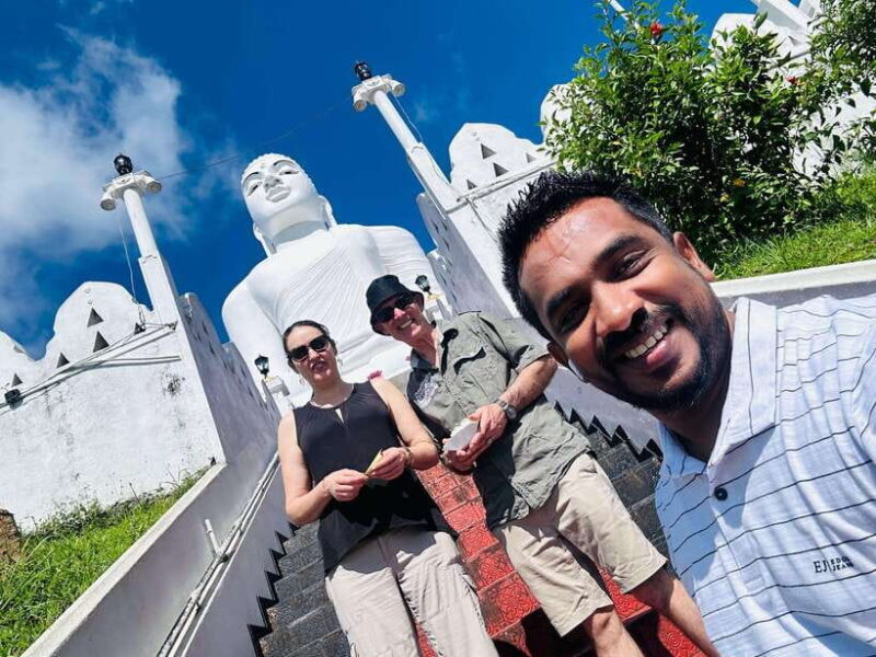 Kandy: Private Guided City Tour with Local Guide by Tuk Tuk - A Deeper Look at the Experience