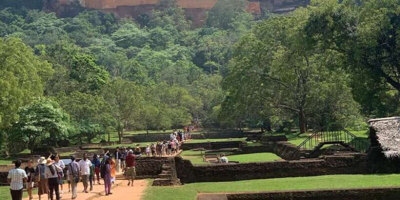 Kandy: Sigiriya Dambulla & Minneriya Park Safari day tour - FAQ