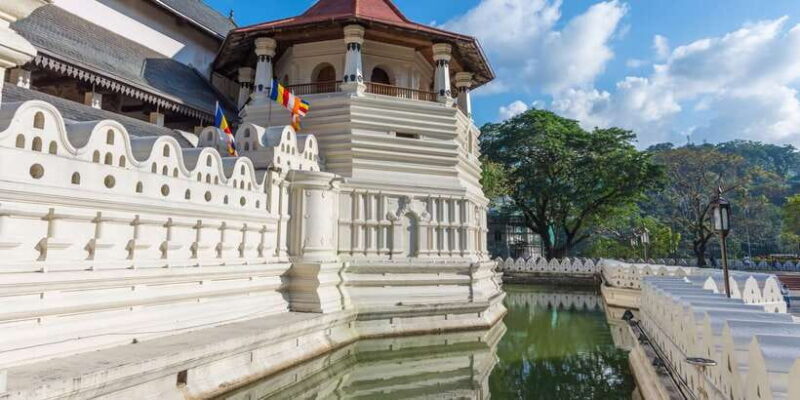 Kandy: Temples, Gardens & Cultural Show City Highlights Tour - Kandy: Temples, Gardens & Cultural Show City Highlights Tour