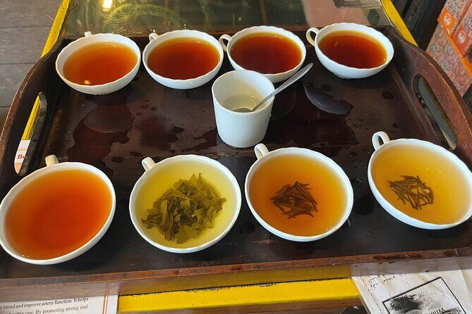 Kandy to Nuwara Eliya Private Day Tour: Tea Factory& Gregory Lake - FAQs