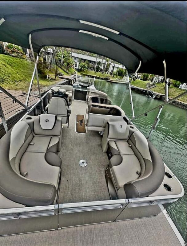 Kaneohe Bay: Pontoon Boat Rental with Captain - Exploring Kaneohe Bay: What to Expect