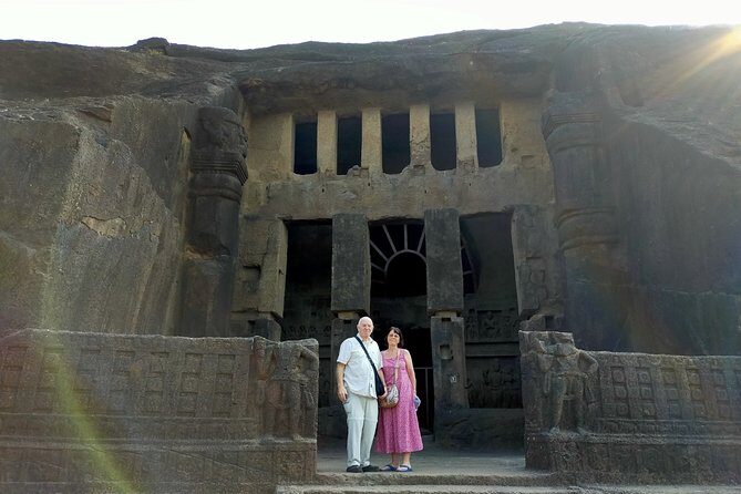 Kanheri Cave with Global Vipassana Pagoda Tour in Private Vehicle - FAQ