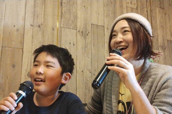 Karaoke Box Experience with a Professional Vocal Trainer - A Personal Look at the Karaoke Box Experience with a Professional Vocal Trainer in Kamakura