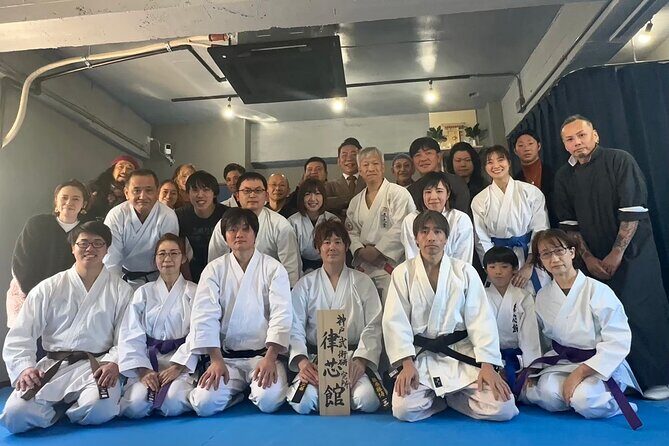Karate hands-on 2 hours lesson with Master of Shito-ryu in Kobe - What to Expect from Your Karate Lesson in Kobe
