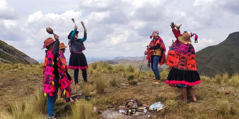Karpay ceremony at the foot of Ausangate Mountain 1D/1N - Key Points