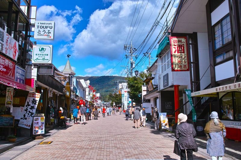 Karuizawa Day Trip: Shiraito Falls + Kumoba Pond + Outlet Shopping (Departing from Tokyo) - Kumoba Pond: a slower-looking stop