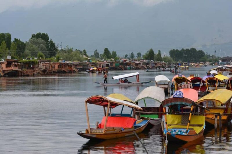 Kashmir Holiday Packages 4 Night 5 Days - Who Will Love This Tour?