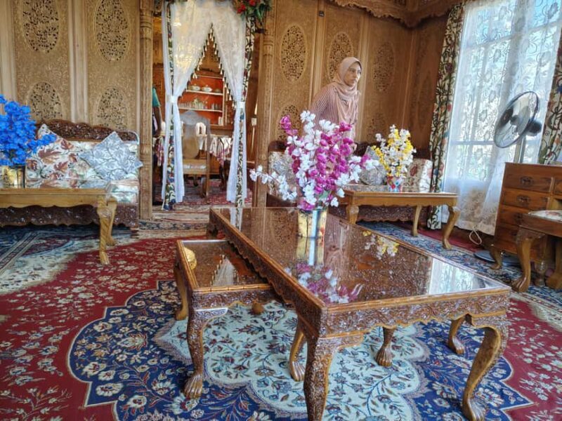 Kashmir Houseboat Tour Package for 3 Days - Who Should Book This Tour?