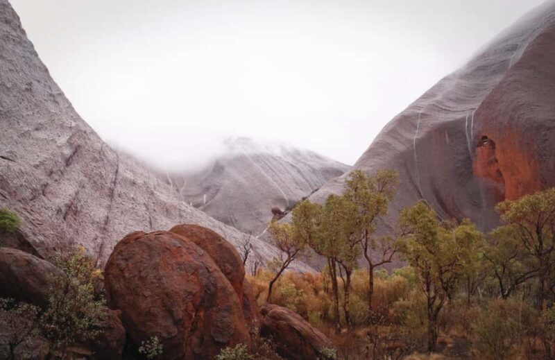 Kata Tjuta Private Guided Sunrise Tour - Discover the Magic of the Kata Tjuta Private Guided Sunrise Tour