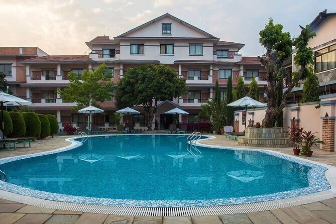 Kathmandu: 3 Days Pokhara Luxury Tour - Who Should Consider This Tour?