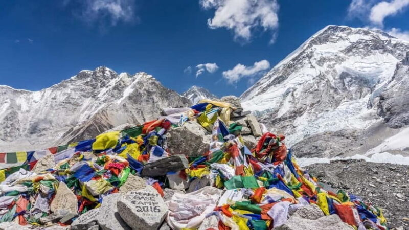 Kathmandu: 5-Day Everest Luxury Trek with Helicopter Ride - What’s Included & What’s Not