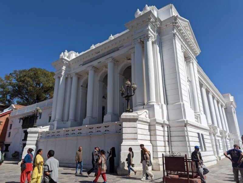 Kathmandu Durbar Square Sightseeing - The Heart of Kathmandu in Three Hours