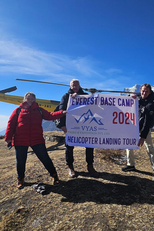 Kathmandu: Everest Helicopter Tour with Guaranteed Landing - Key Points
