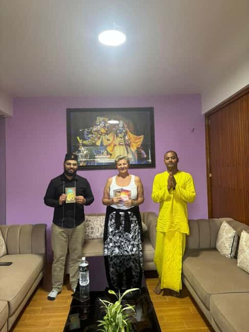 Kathmandu: Melodies of the Divine, A Hari Kirtan Experience - Kathmandu: Melodies of the Divine, A Hari Kirtan Experience — An Authentic Journey into Hindu Devotion