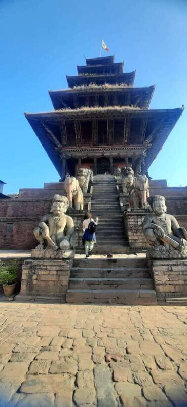 Kathmandu: Nagarkot Sunrise & Bhaktapur Durbar UNESCO Tour - Authentic Cultural Experience