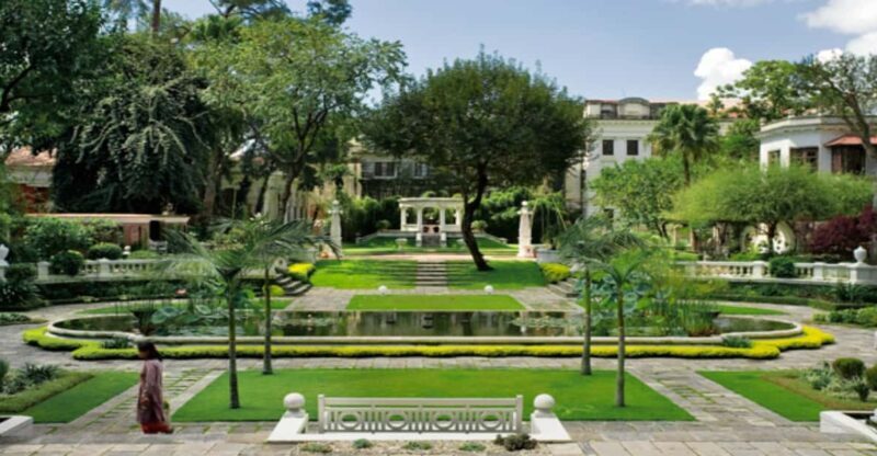 Kathmandu: Palace, Garden, Market & Stupa Near Thamel Tour - An In-Depth Look at the Kathmandu: Palace, Garden, Market & Stupa Near Thamel Tour